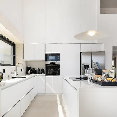 Villa Terra Infinity Views & Golden Sunsets *