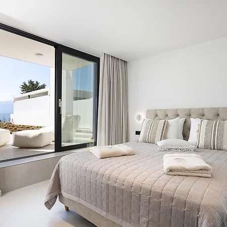 Villa Terra Infinity Views & Golden Sunsets *