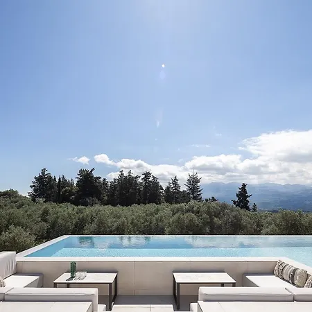 Terra Infinity Views & Golden Sunsets